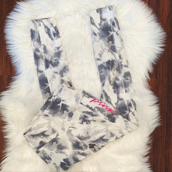 PINK Victoria's Secret Ultimate High Rise Leggings Gray Tie Dye Pink print - Picture 1 of 2